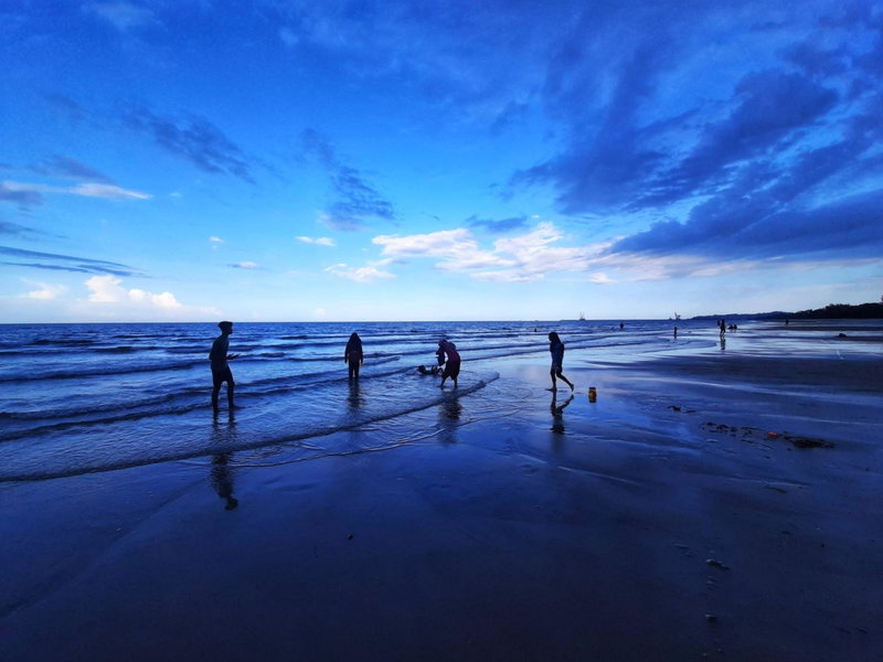 Samsuria Private Beach Front, Kuantan, Malaysia