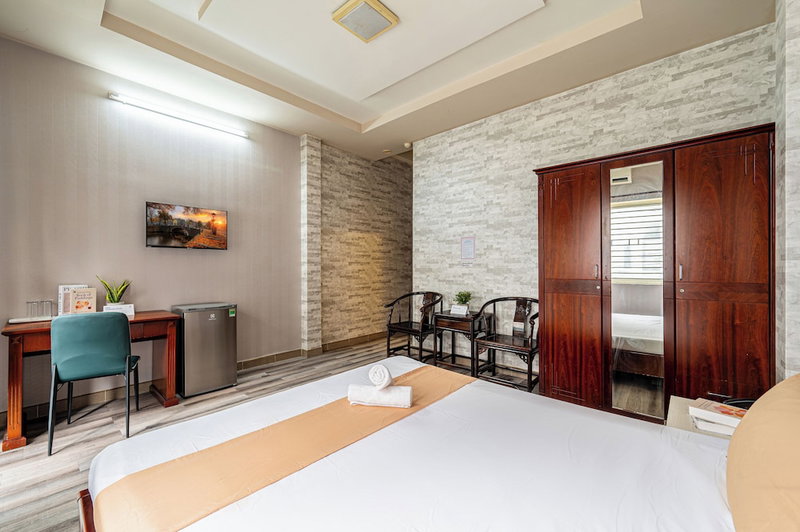 Hoàng Long Hotel By Cozrum, Ho Chi Minh City, Vietnam