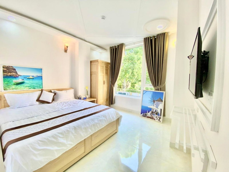Caroline Beach Vung Tau, Vung Tau, Vietnam