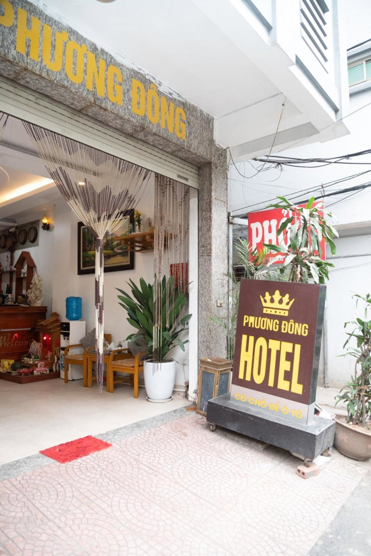 Hottel Phương Đông, Vietnam