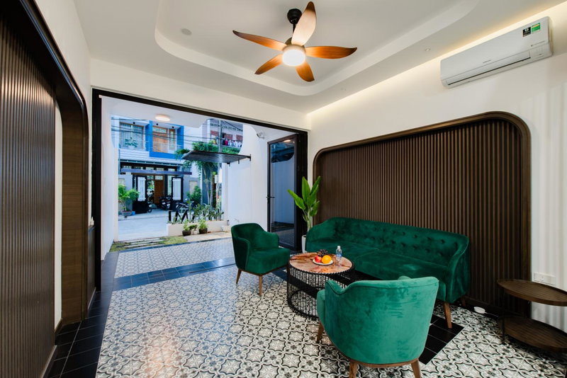 Khách sạn gần biển Miami Tuy Hoà Phú Yên, Liên Trì (3), Vietnam
