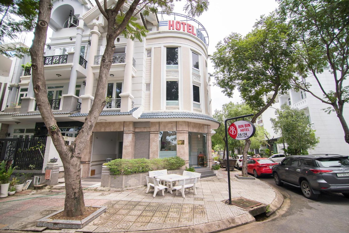 Bin Bin Hotel 1 - Near RMIT University, Viêt Nam