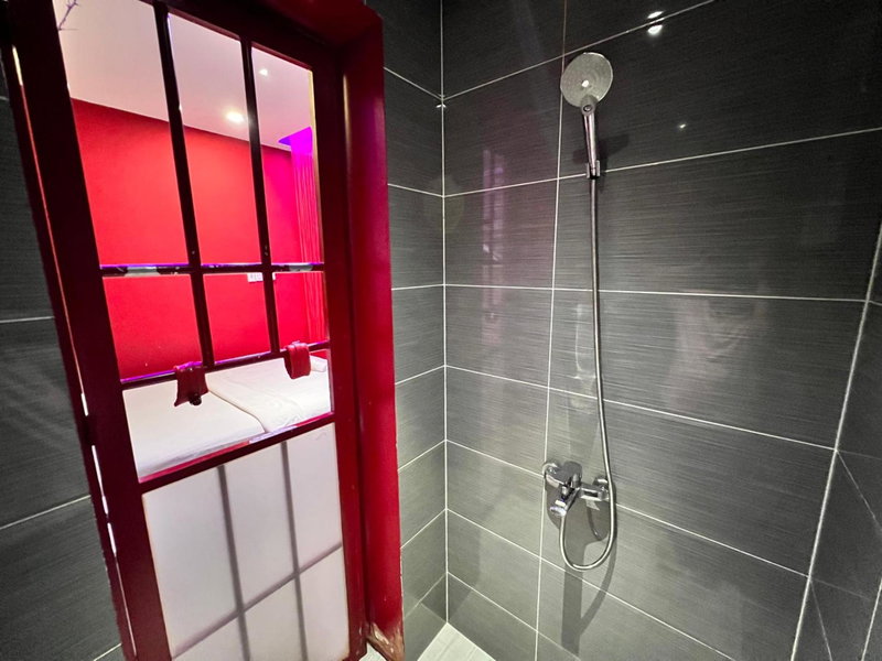 Loove Hotel - Khách Sạn Tình Yêu, Ho Chi Minh City, Vietnam