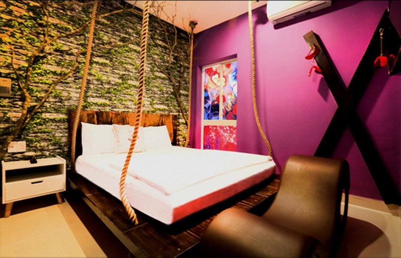 Loove Hotel - Khách Sạn Tình Yêu, Ho Chi Minh City, Vietnam