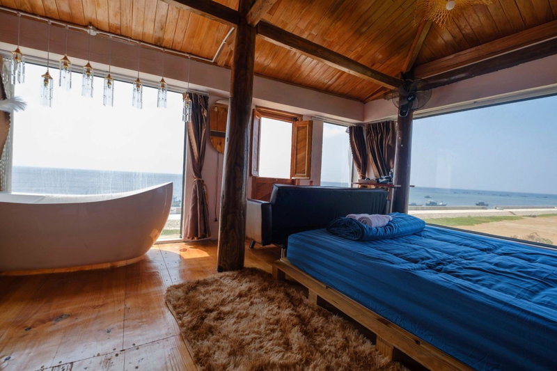 Oceanside Villa Phuquy Island, Cu Lao Thu, Vietnam