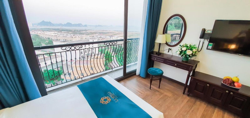 La Stella Hotel, Ha Long, Vietnam