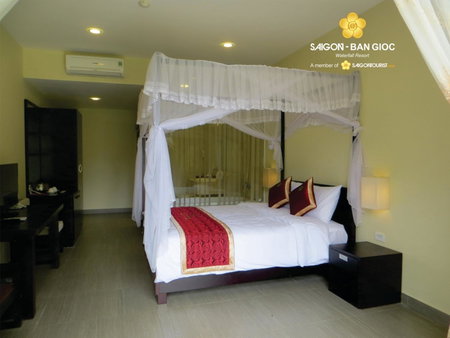 Sài Gòn - Bản Giốc Resort, Lũng Niêo, Vietnam