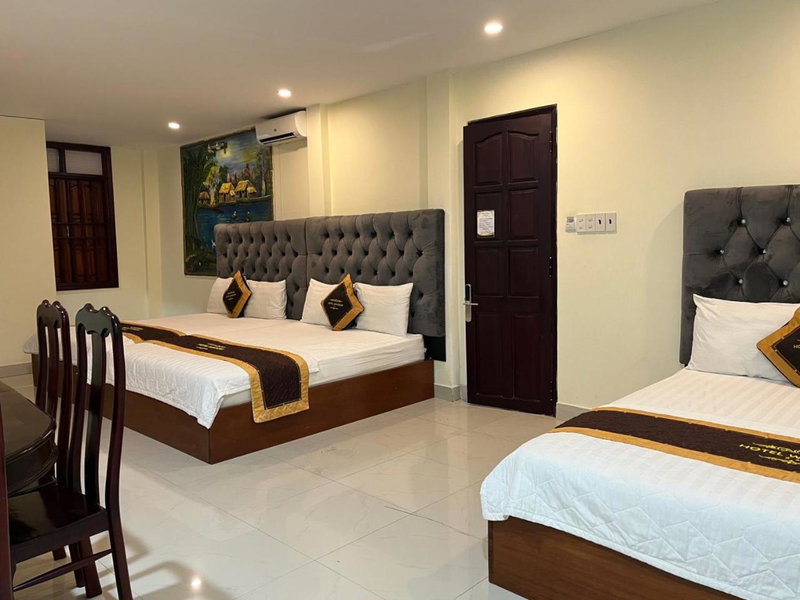 Window 2 Hotel, Kon Tum, Vietnam