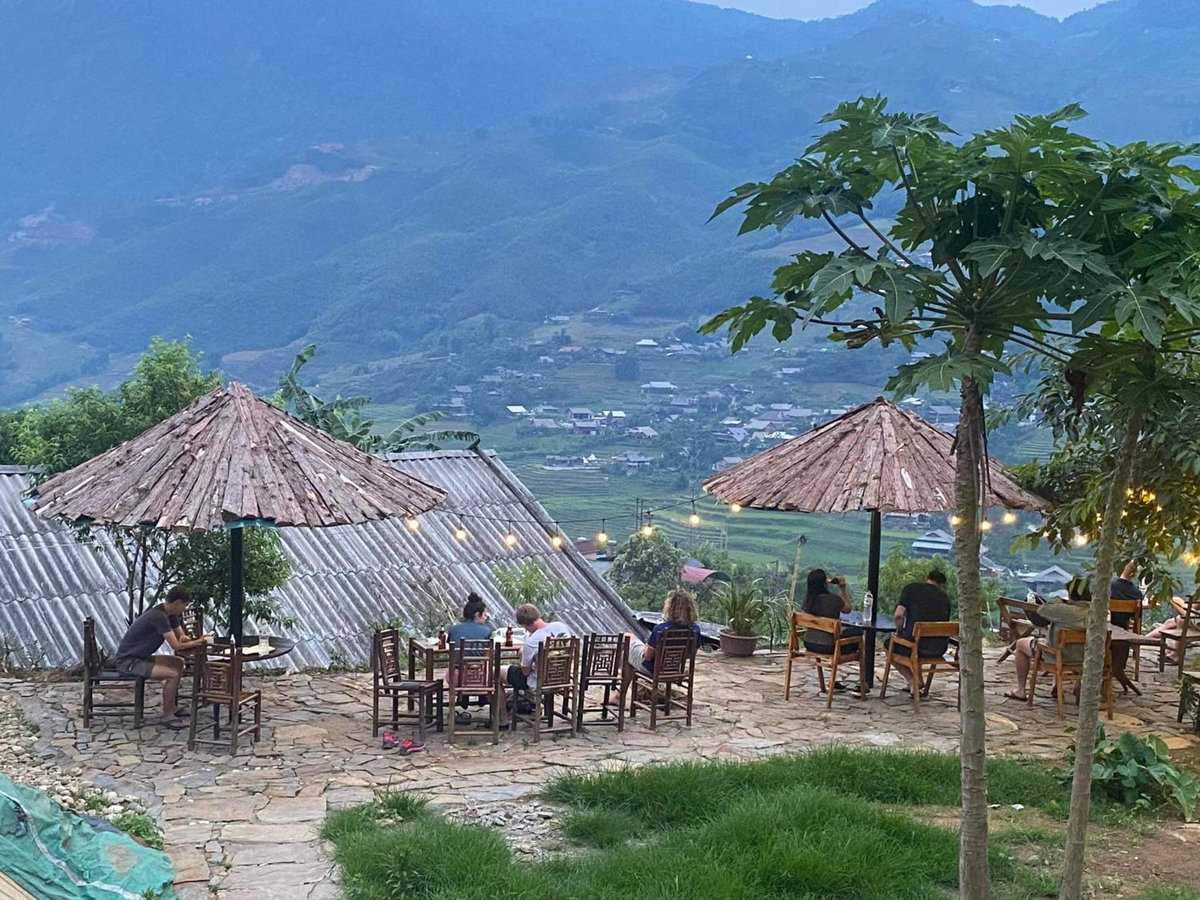 Hmong Sister House and Trekking, Vietnam