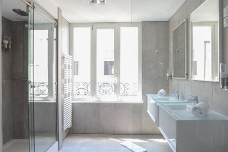 Au 30, Lille, France