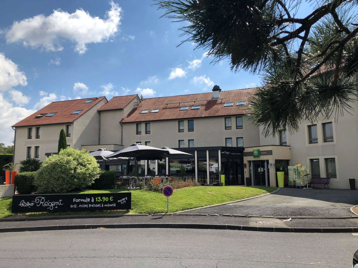 ibis Styles Clermont-Ferrand Aéroport, France