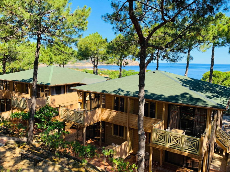 Résidence Les Pins, Calvi, France