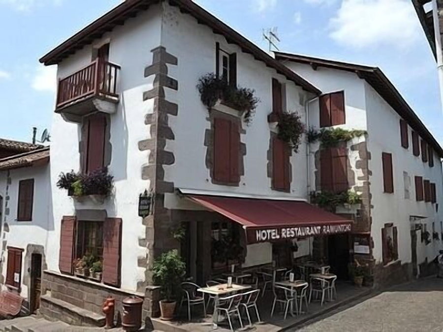 Ramuntcho, Saint-Jean-Pied-de-Port, France