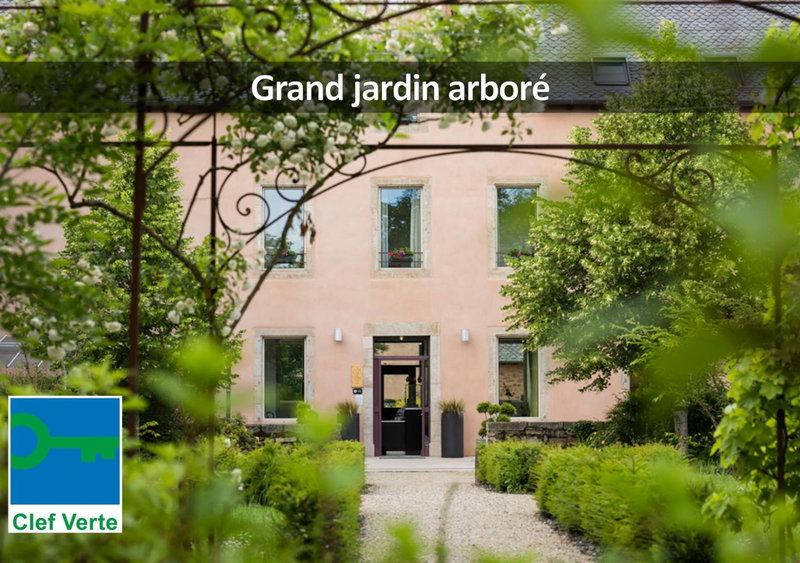 HÔTEL LA FERME DE BOURRAN - RODEZ - parking privé avec bornes pour voitures électriques, Rodez, France