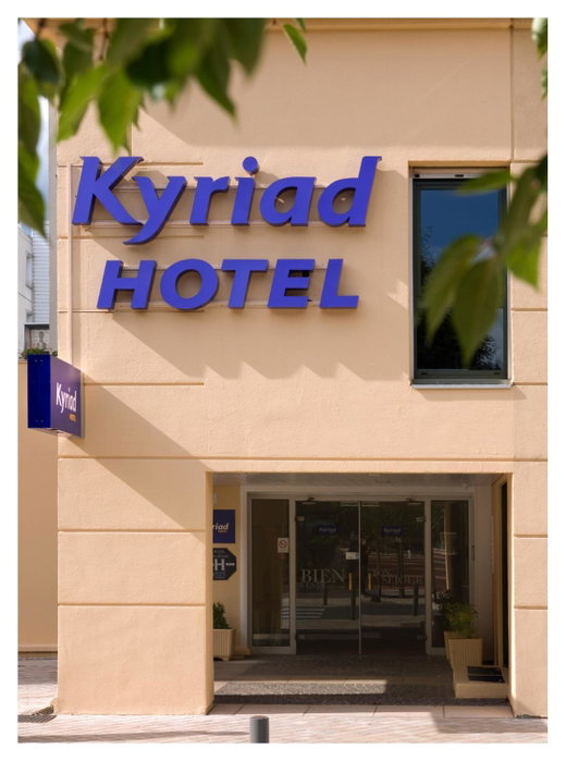 Kyriad Villefranche Sur Saone Porte du Beaujolais -Rénové-, Villefranche-sur-Saône, France
