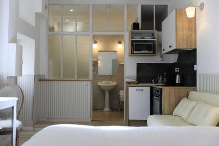 Appart'Hotel Hotel Saint Georges, Troyes, France
