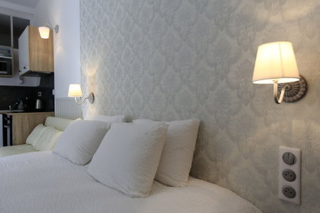 Appart'Hotel Hotel Saint Georges, Troyes, France