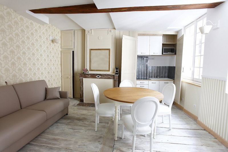 Appart'Hotel Hotel Saint Georges, Troyes, France