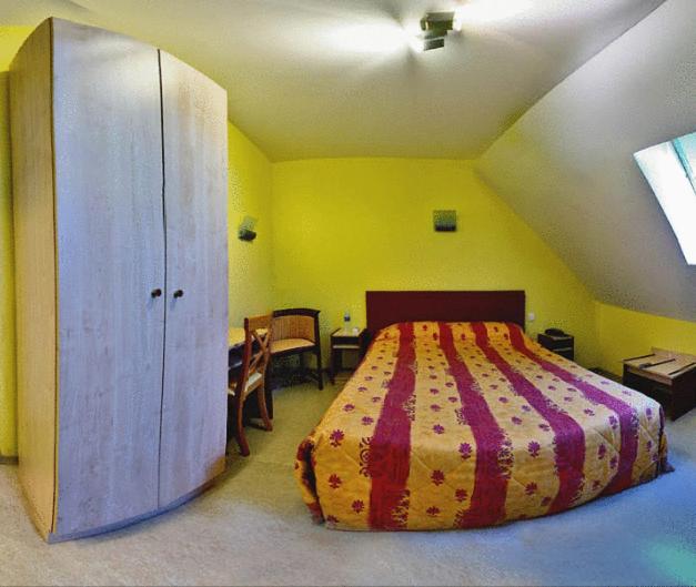 Logis Relais Du Lac, Villegusien Le Lac, France