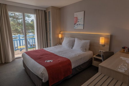 Best Western Plus Hôtel Le Roof, Vannes, France