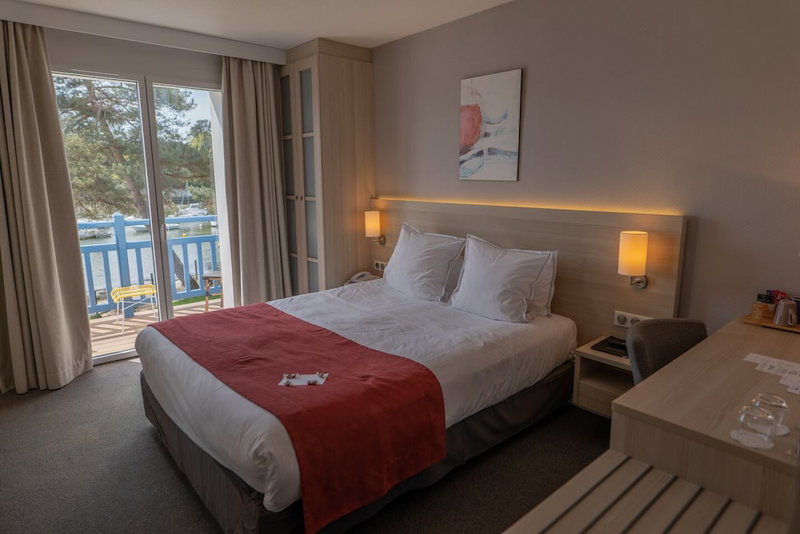 Best Western Plus Hôtel Le Roof, Vannes, France