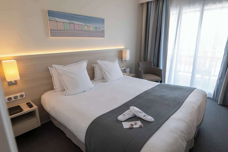 Best Western Plus Hôtel Le Roof, Vannes, France