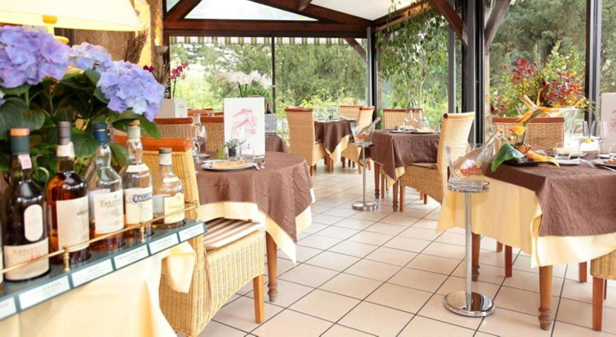 Hotel · La Treille, Vitrac
