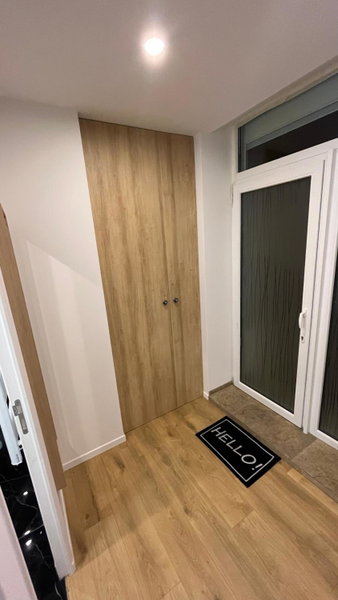 Appartement Luxe Jaune, Saint Etienne, France