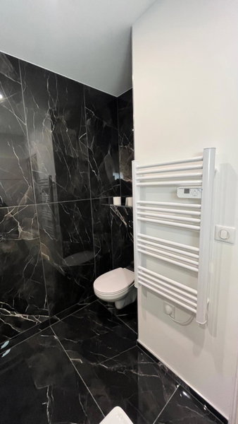 Appartement Luxe Jaune, Saint Etienne, France