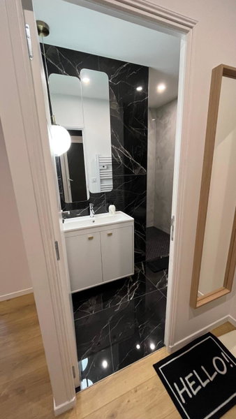Appartement Luxe Jaune, Saint Etienne, France