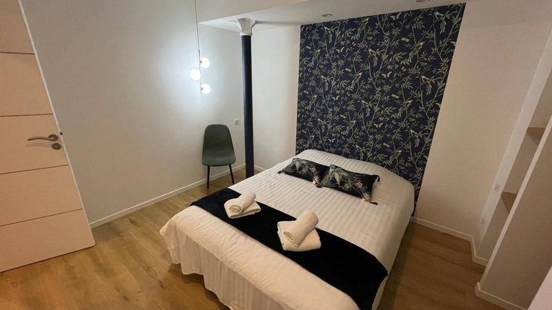 Appartement Luxe Jaune, Saint Etienne, France