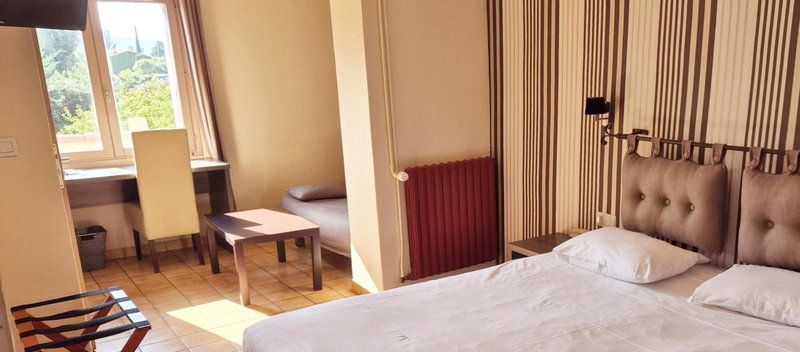 Logis Hôtel Le Mistral - Restaurant - Montélimar Sud, Montélimar, France