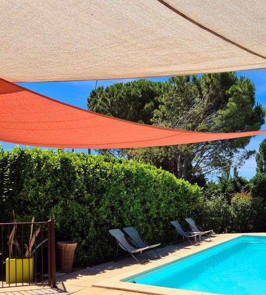 Logis Hôtel Le Mistral - Restaurant - Montélimar Sud, Montélimar, France