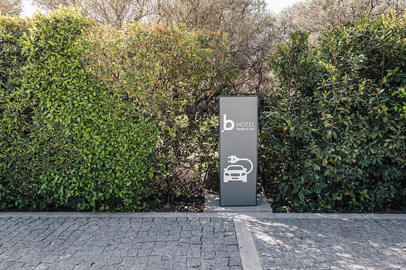 Hôtel b design & Spa, Paradou, France