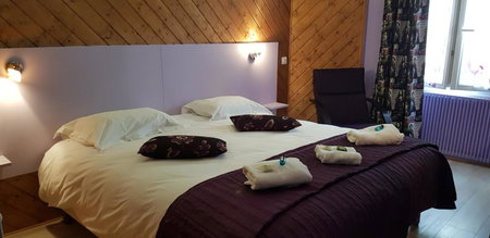 Logis hôtel restaurant les Carillons, Cransac, France