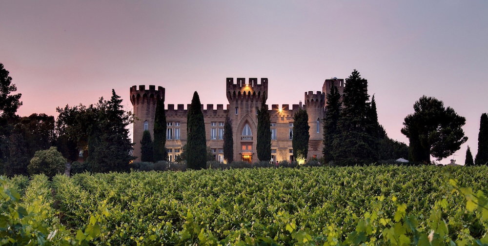 Hotel · Chateau Des Fines Roches, Chateauneuf-du-Pape