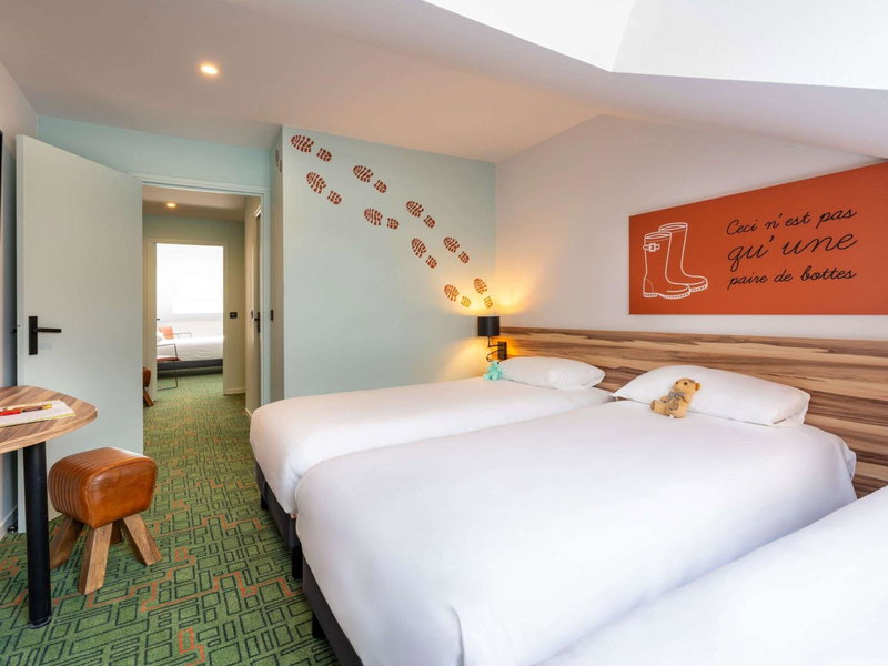 Ibis Styles Lisieux Normandie, Lisieux, France