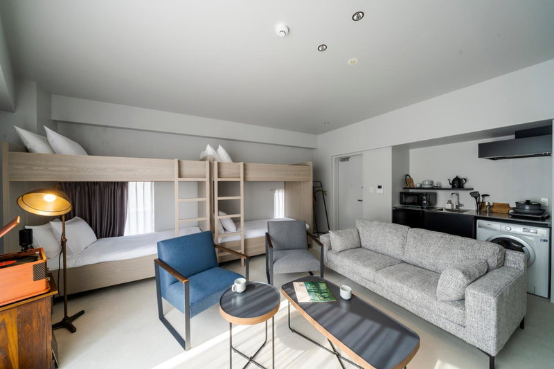 Hotel Petit Suite Sogenji Ishimon, Naha, Japan