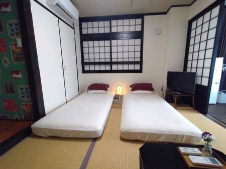 Guesthome Machiya Koza 全館個室 MONTHLY PLANお問合せ下さい, Okinawa City, Japan