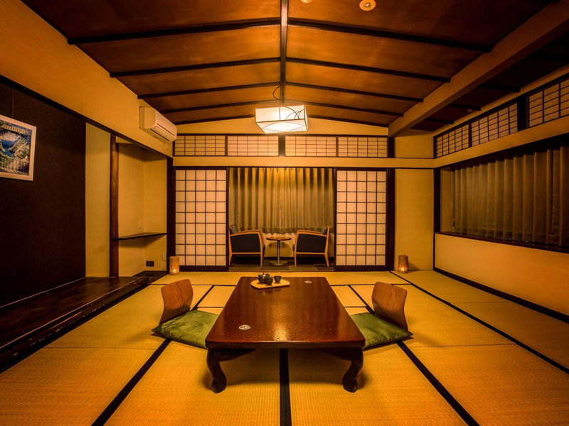 Ooedo Onsen Monogatari Gero Bekkan, Gero, Japan