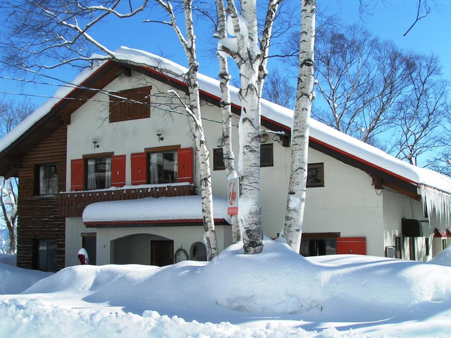 Madarao Elm Pension, Iiyama, Japan