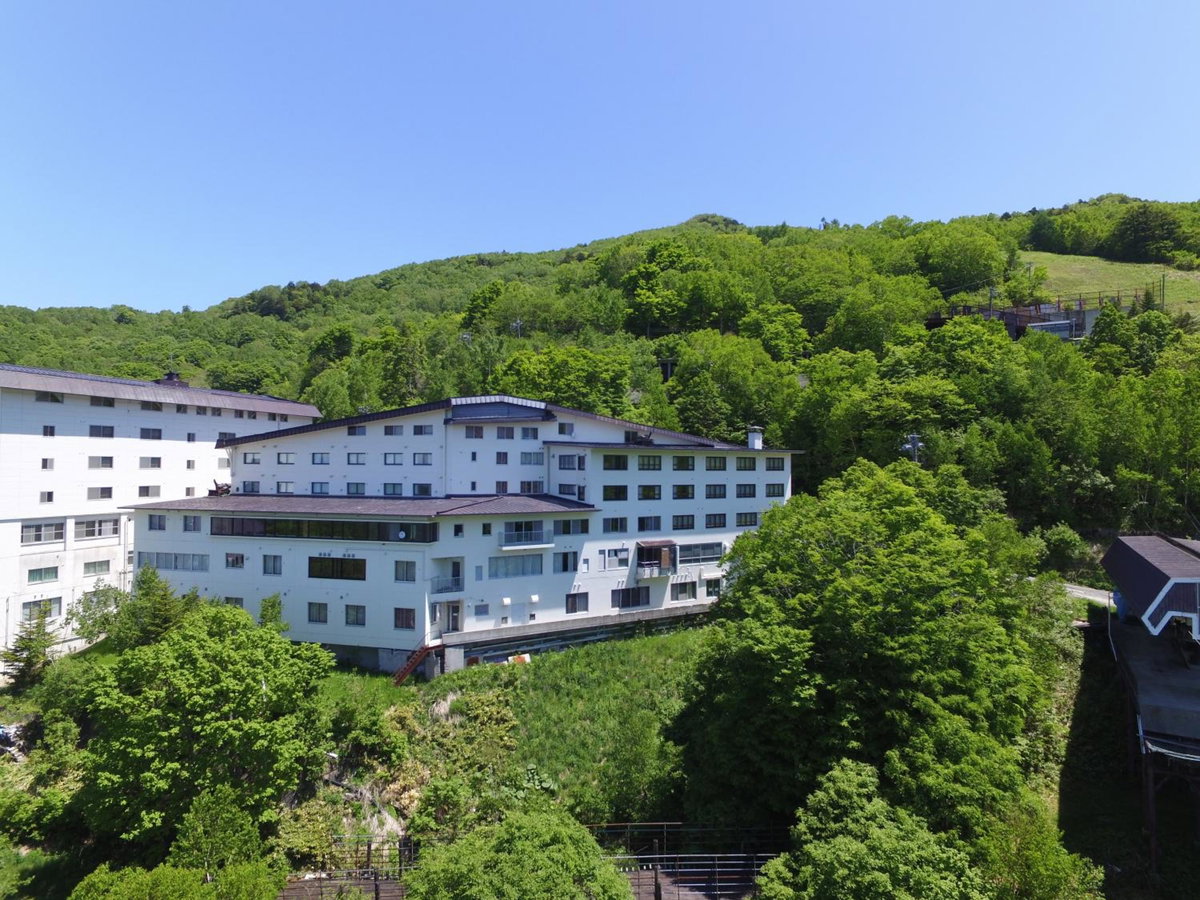 Hotel · Hotel Higashidate, Yamanouchi
