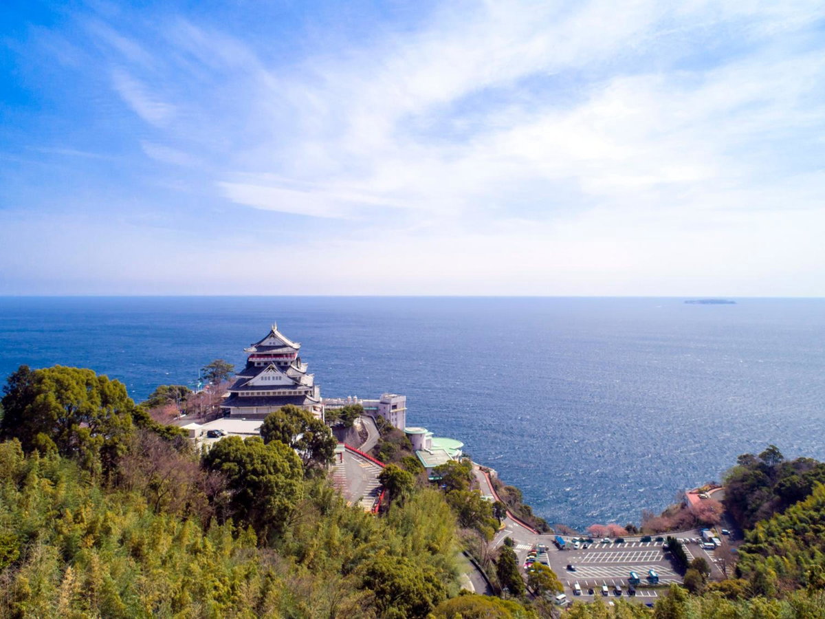 Hotel · 熱海 天空のホテル 夢寿庵-Mujuan-, Atami