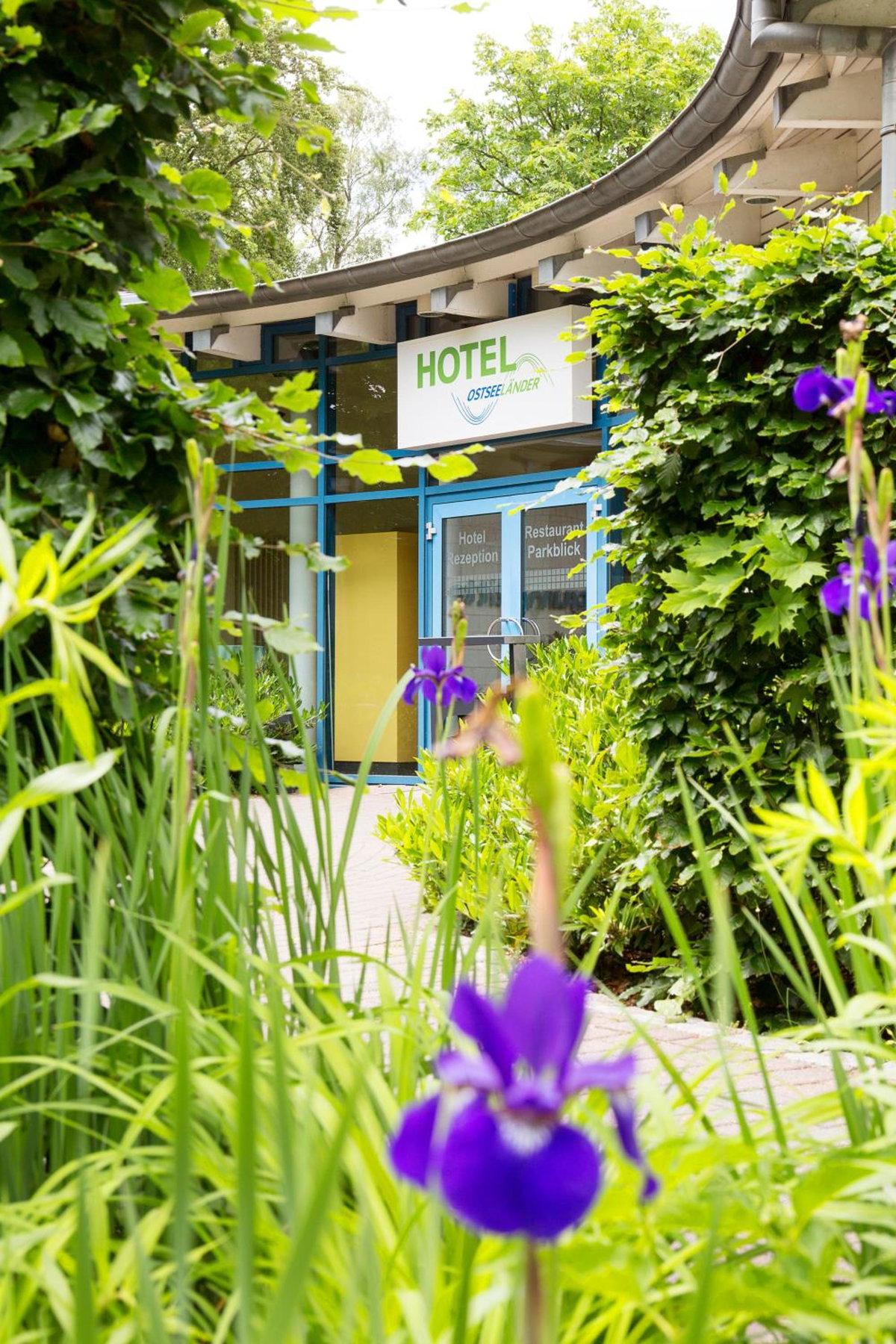 Hotel · Hotel Ostseeländer, Züssow