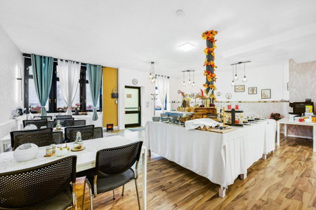 Hotel Phoenix, Berghausen, Germany