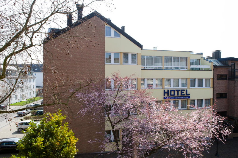 Hotel Am Düsseldorfer Platz, Ratingen, Germany
