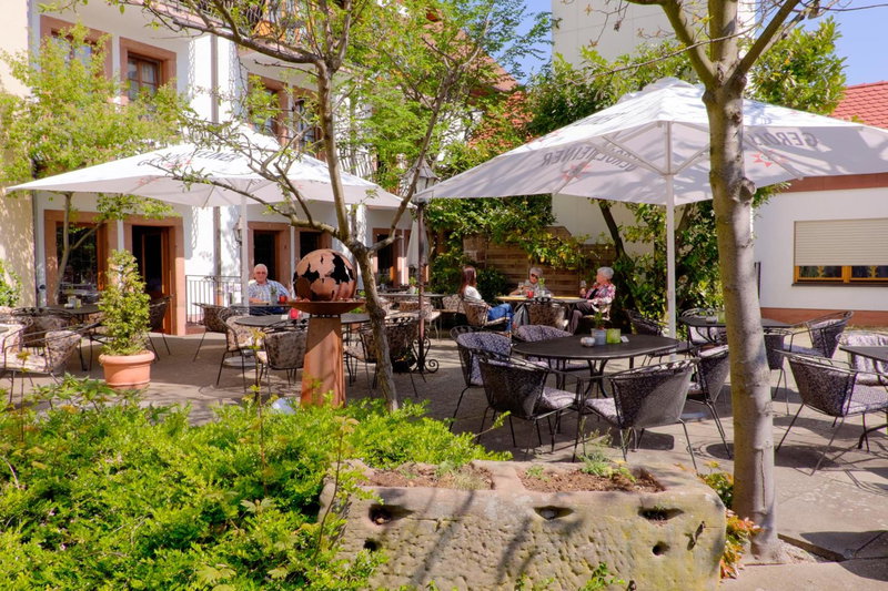 Hotel St.Martiner Castell, Sankt Martin, Germany