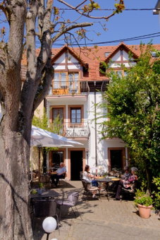 Hotel St.Martiner Castell, Sankt Martin, Germany
