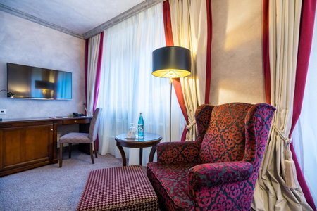 Schlosshotel Weyberhöfe, Hösbach, Germany