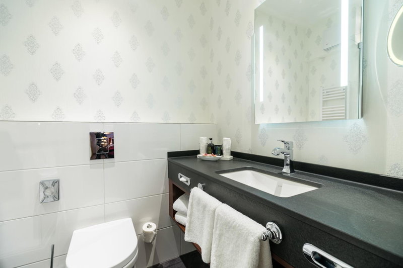 Schlosshotel Weyberhöfe, Hösbach, Germany